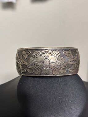 Engraved Floral Silver-Tone Cuff Bracelet Adjustable Chunky